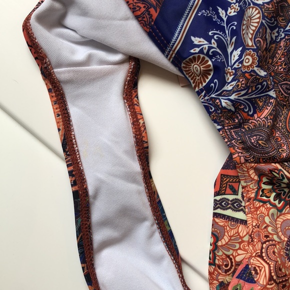 NWT missguided one piece Paisley  cut out Swimsuit - Picture 12 of 13